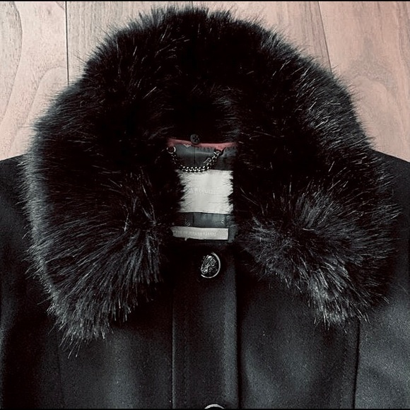 Amazing Banana Republic fur collar black trench coat - Picture 2 of 5